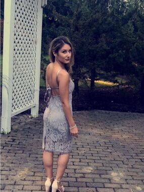 Lulu's Lace Maxi Dress in Dusty Lavender Gray